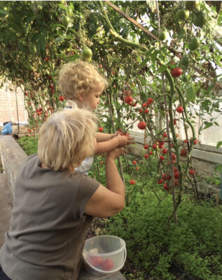 BD3009E6-0E77-43CE-AB2E-152CC4446356